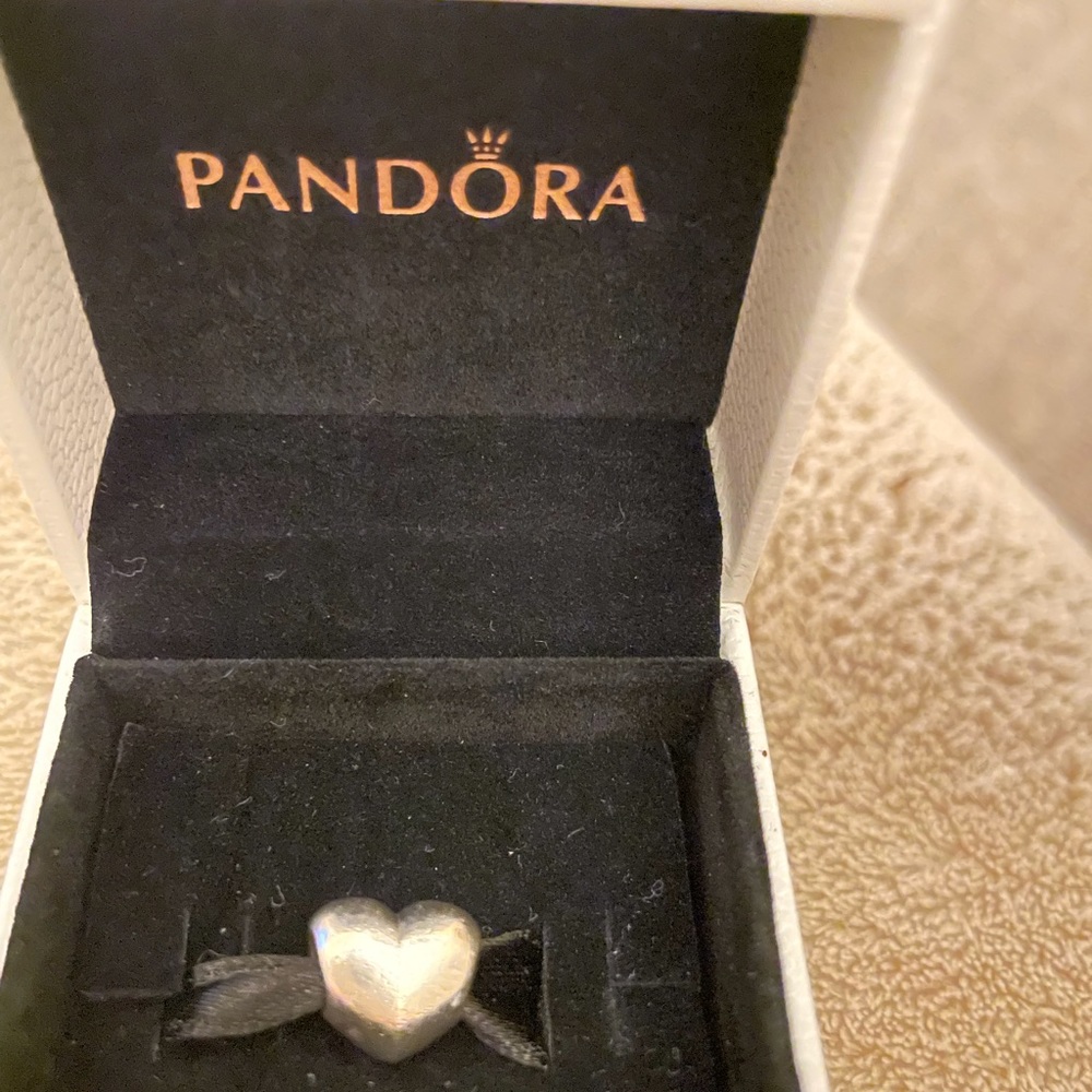 ❤️Retired Pandora Heart ❤️Charm. Sterling Silver.
